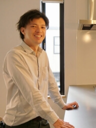 アドバイザー F.O