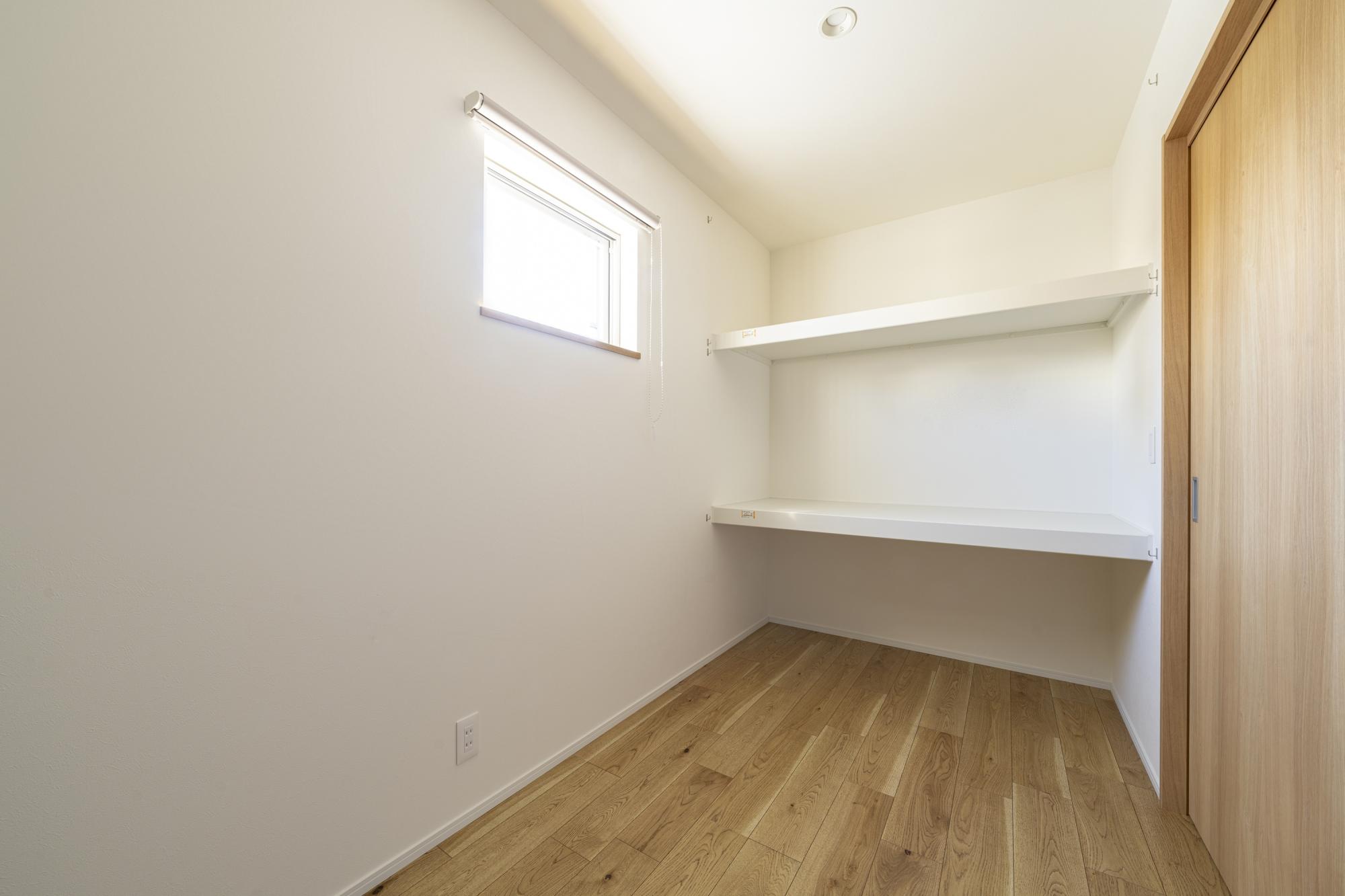 ふたりで暮らす"ほぼ平屋"の家