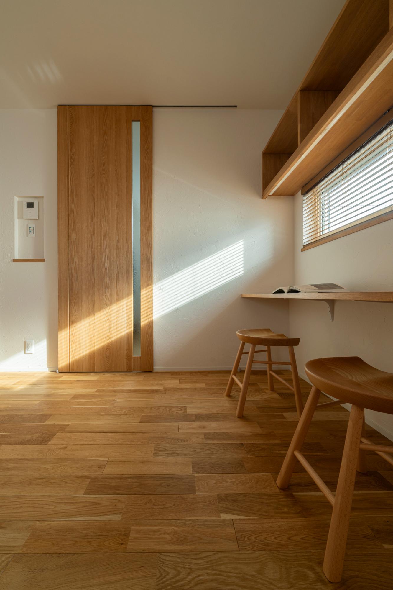 寝室と水回りがつながる動線のある家