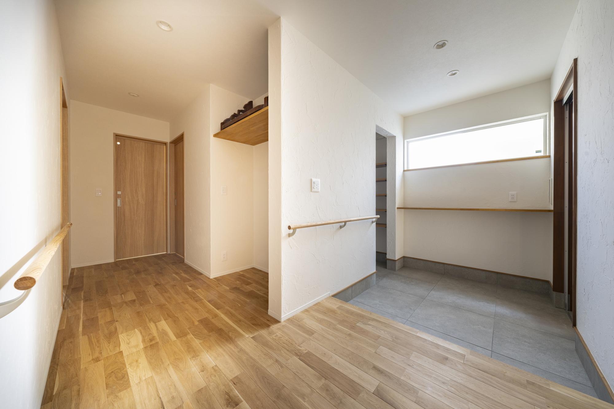 ふたりで暮らす"ほぼ平屋"の家