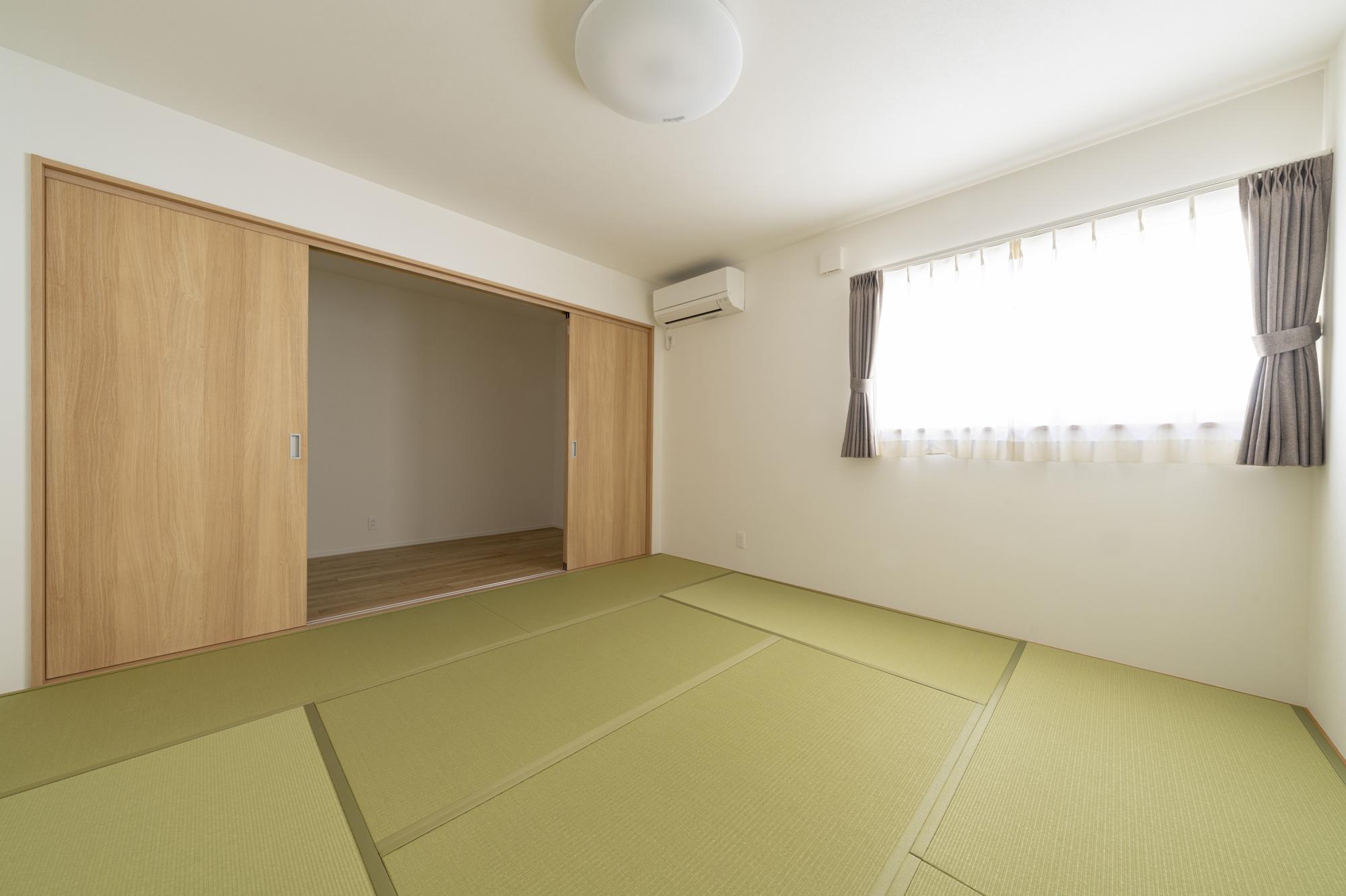 ふたりで暮らす"ほぼ平屋"の家